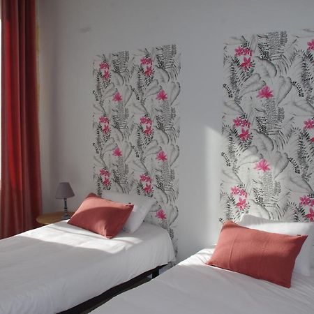 Hotel Rapin Portets ภายนอก รูปภาพ